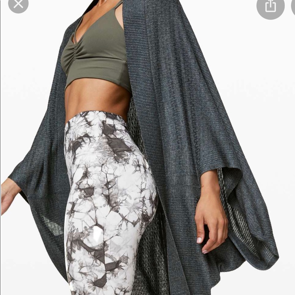 Lululemon Stillness Wrap